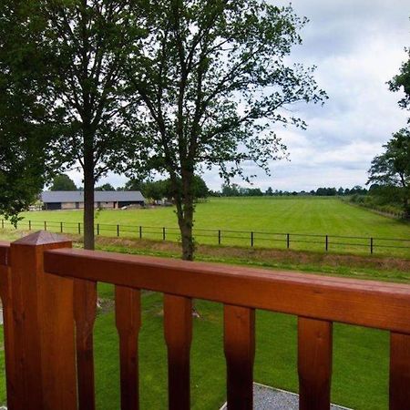 Houten Villa Tine Den Ham Exteriér fotografie